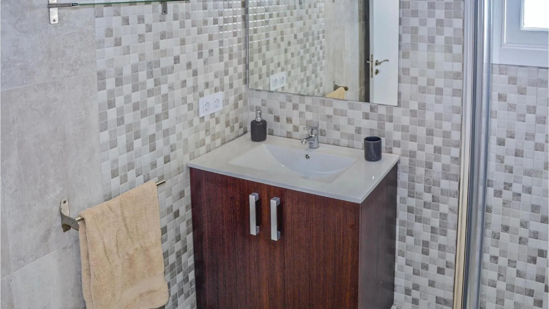 Awesome Home In Ariany With Kitchenette Spain
